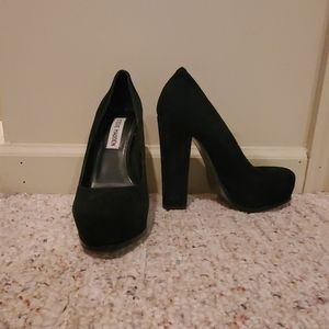 Womens platform pumps